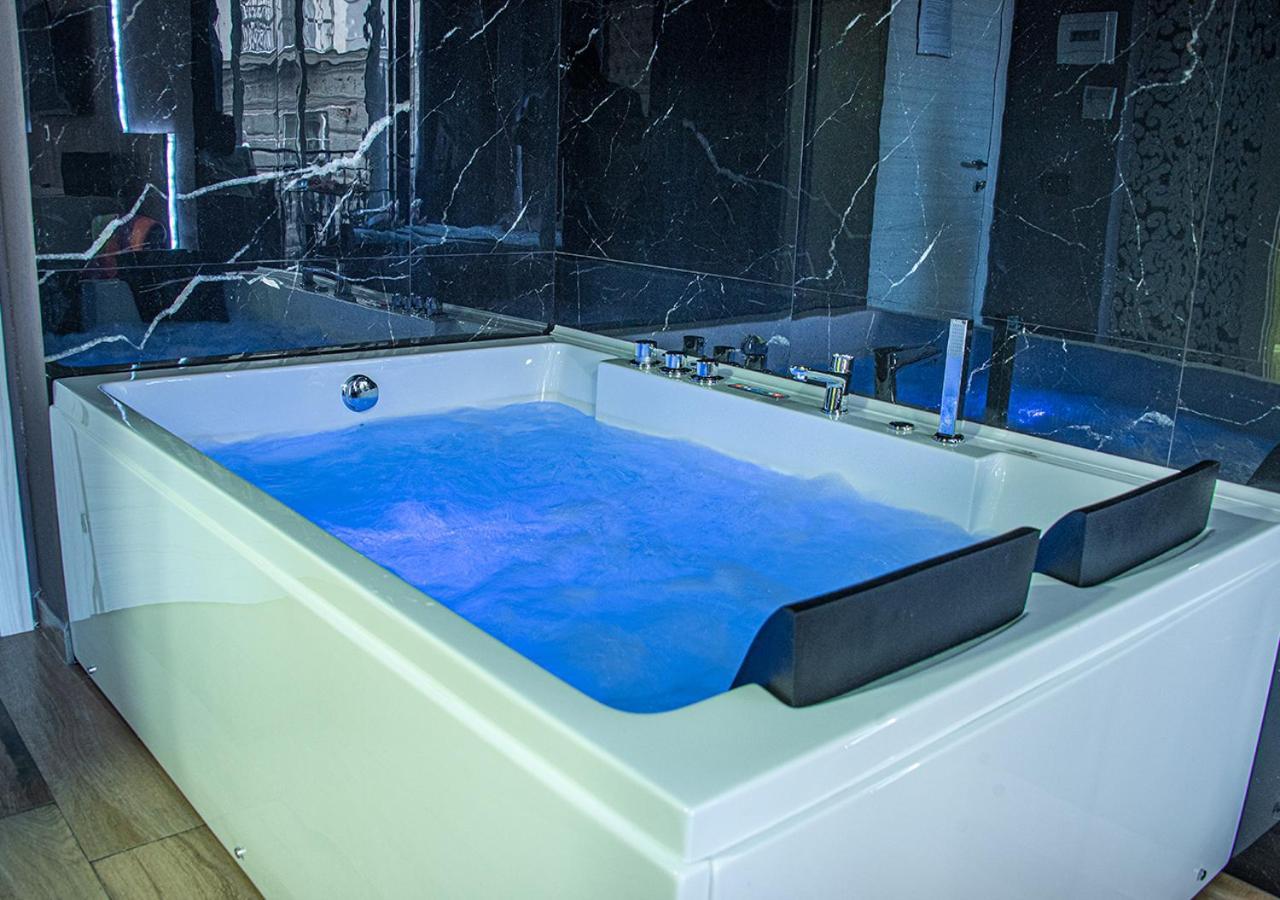 Double Room Spa Bath